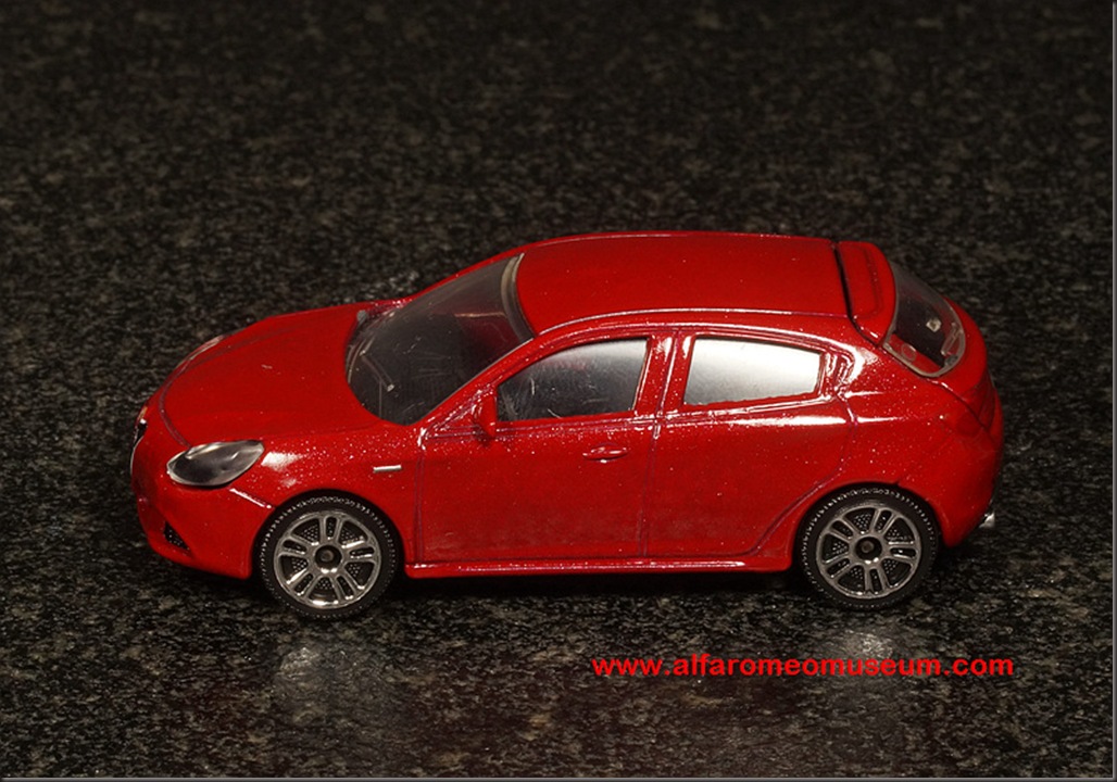 2010 AR Nuova Giulietta R3 Mojorette Sc64